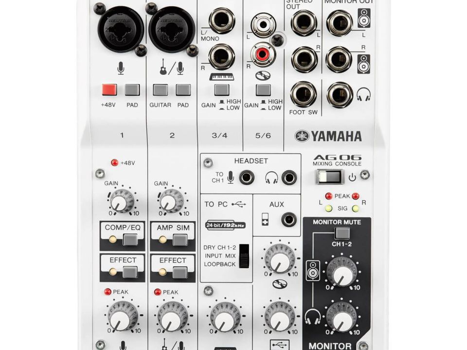 Mixer Yamaha AG06