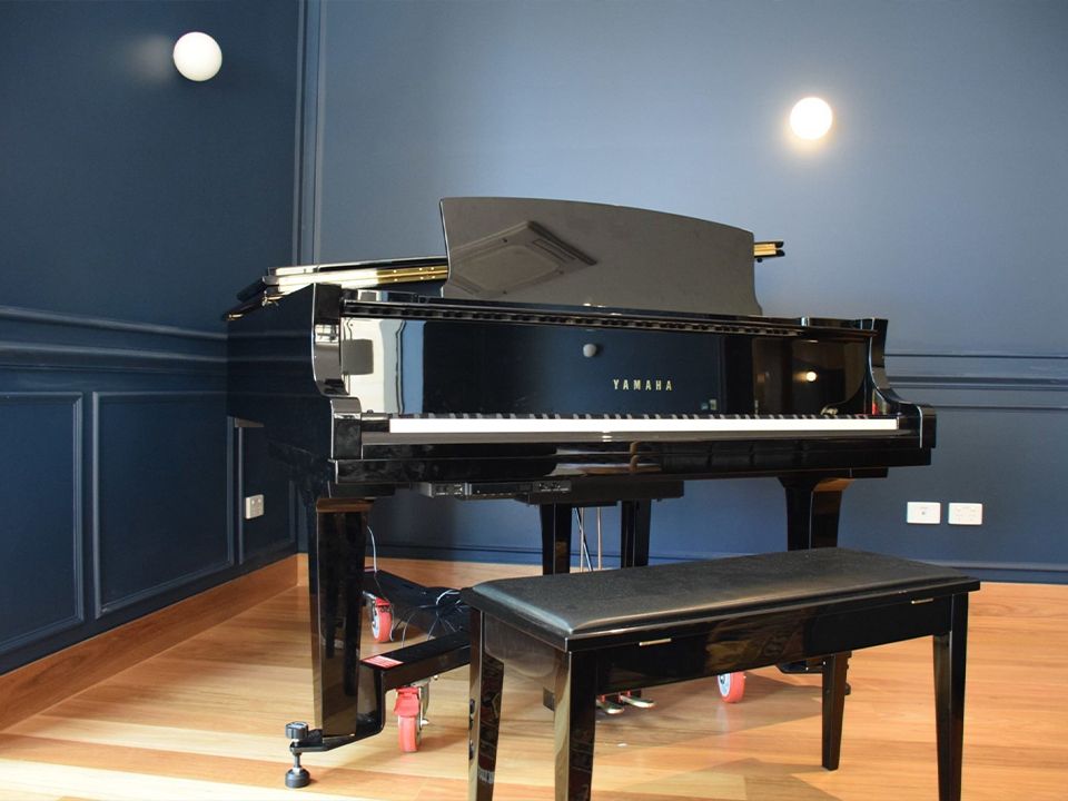 YAMAHA C5X