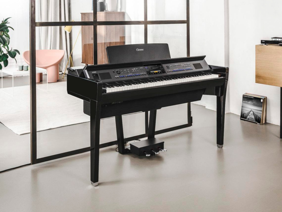 Yamaha CVP-909 PE