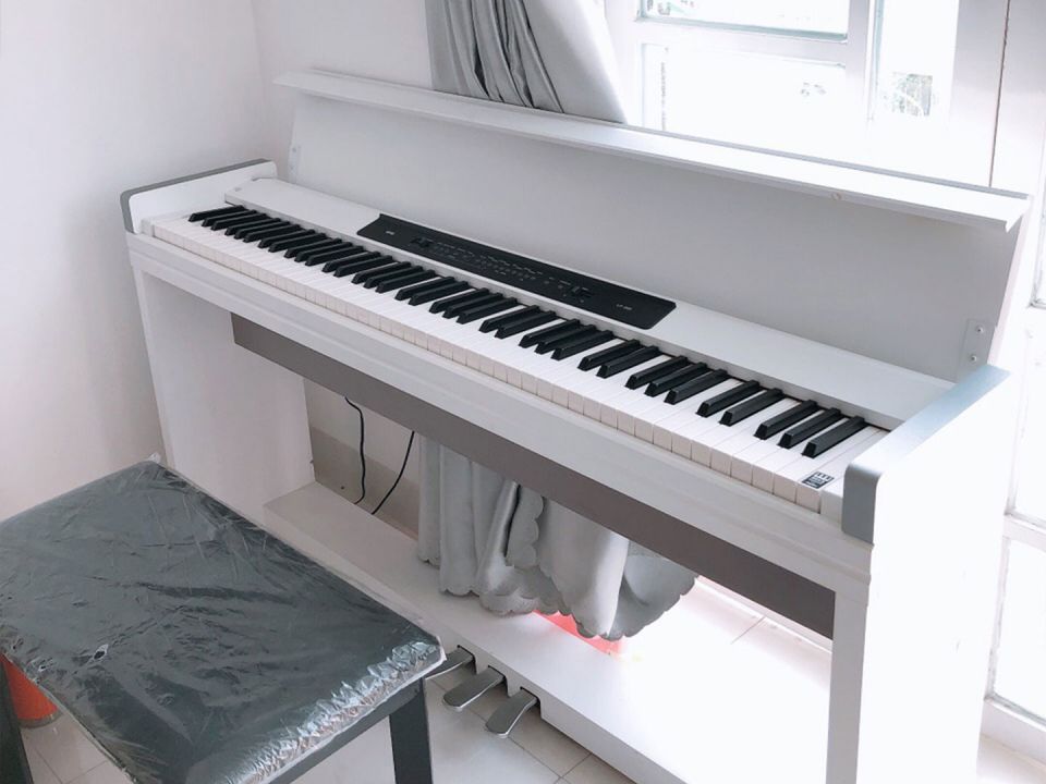 KORG LP-350 WH