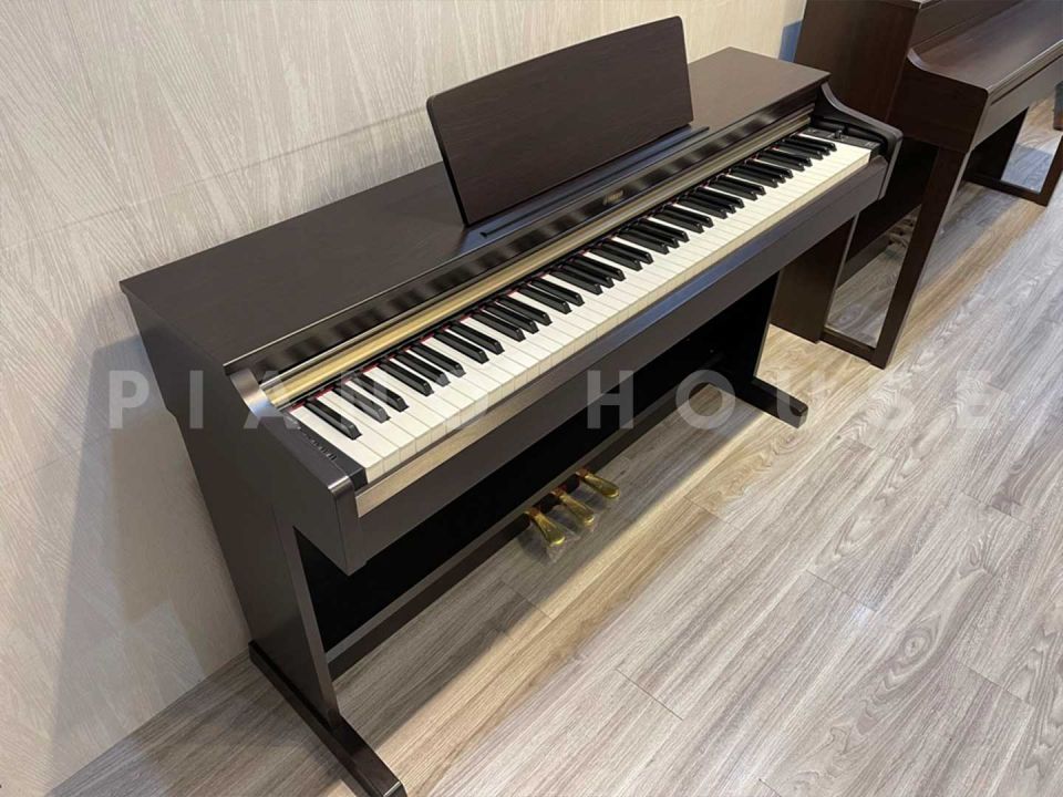 YAMAHA YDP-162 R