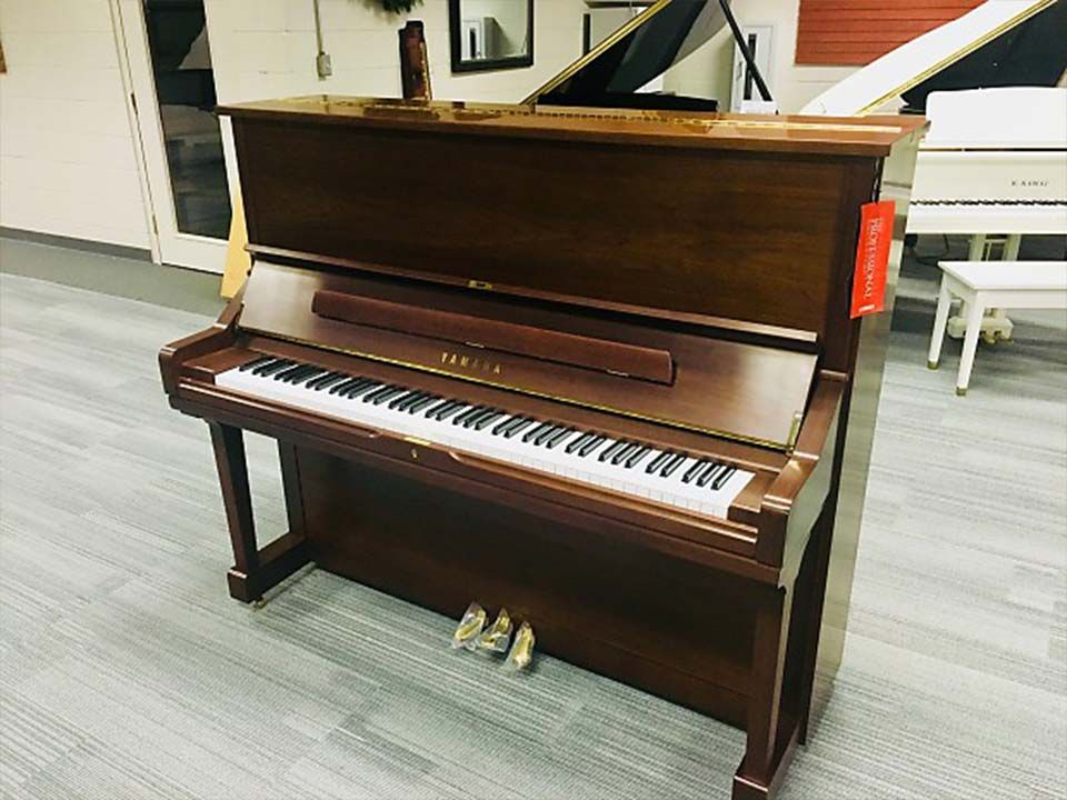 YAMAHA U3C Wn
