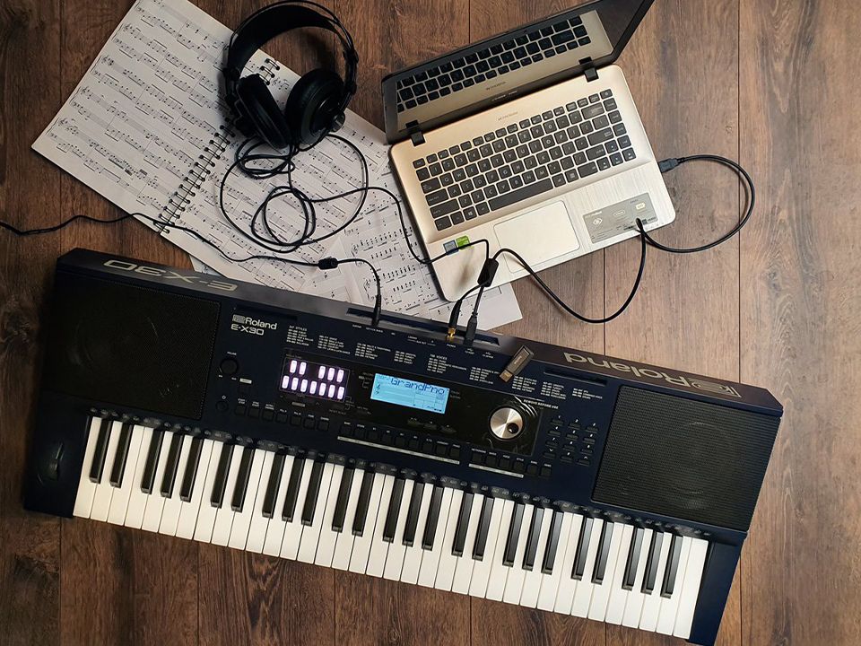 Roland EX30