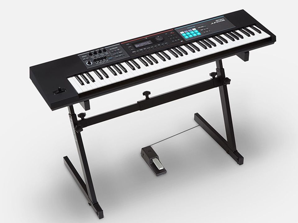 ROLAND JUNO-DS76