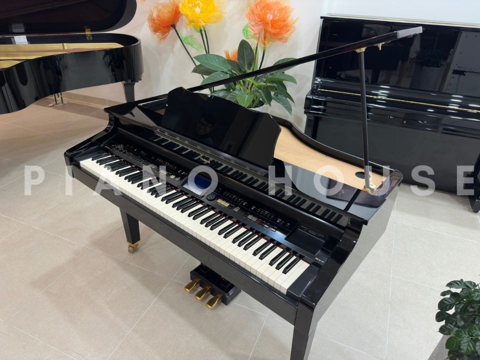 Roland KR-977