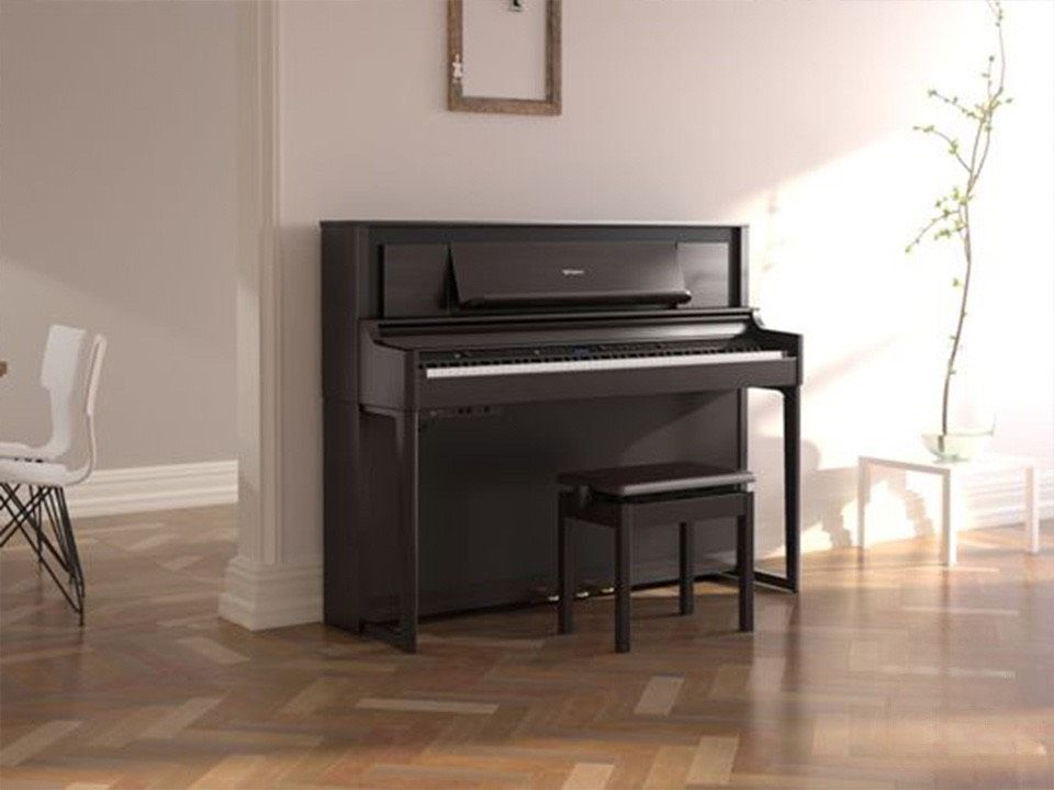 ROLAND LX-706 DR