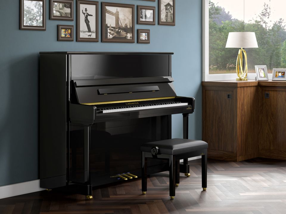 R6 (C.Bechstein Residence)