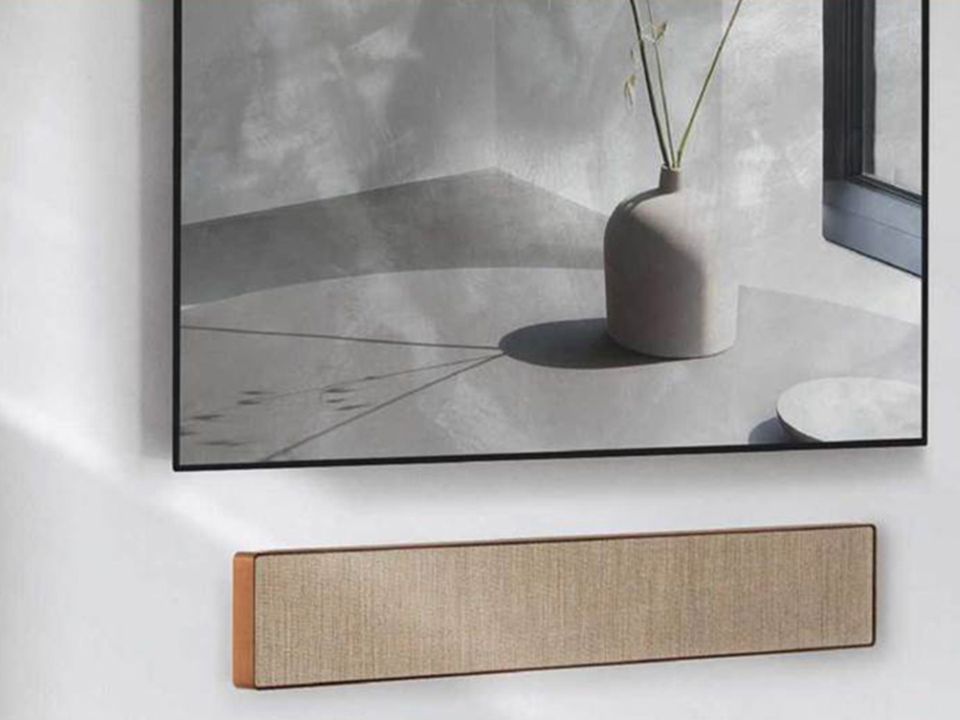 Loa B&O Beosound Stage Bronze Tone