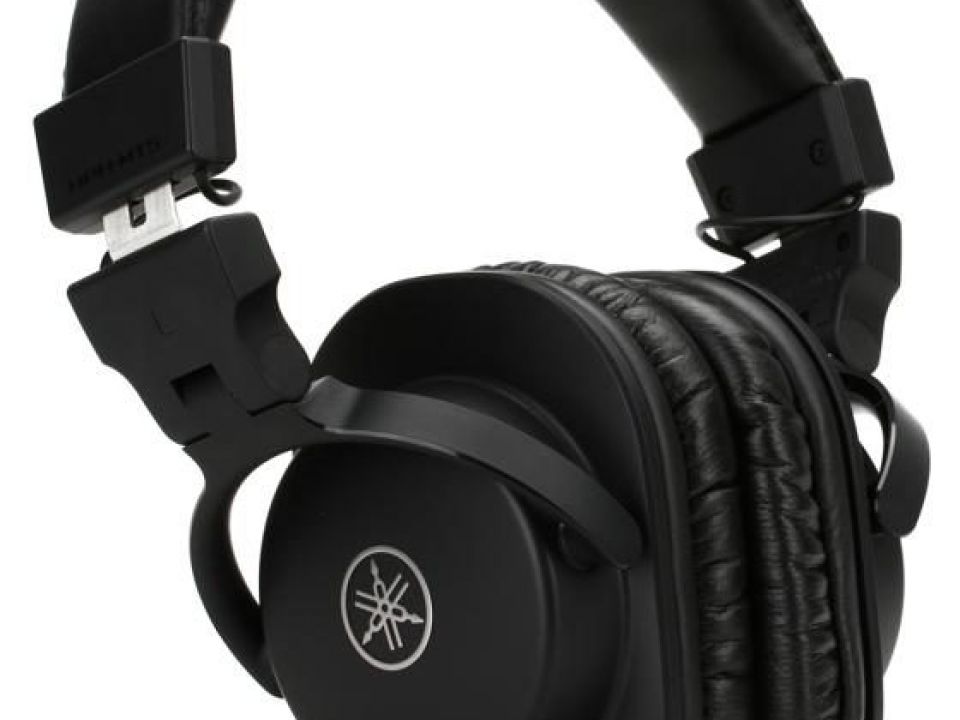 Yamaha HPH-MT5