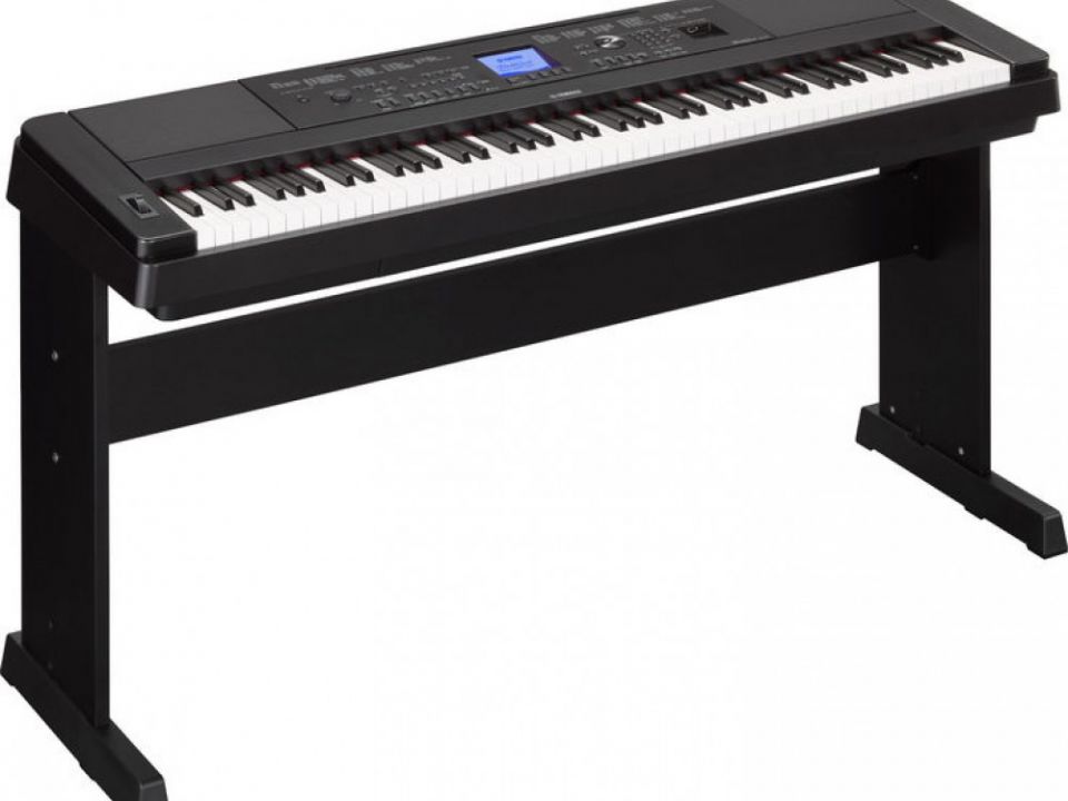 Yamaha DGX-660