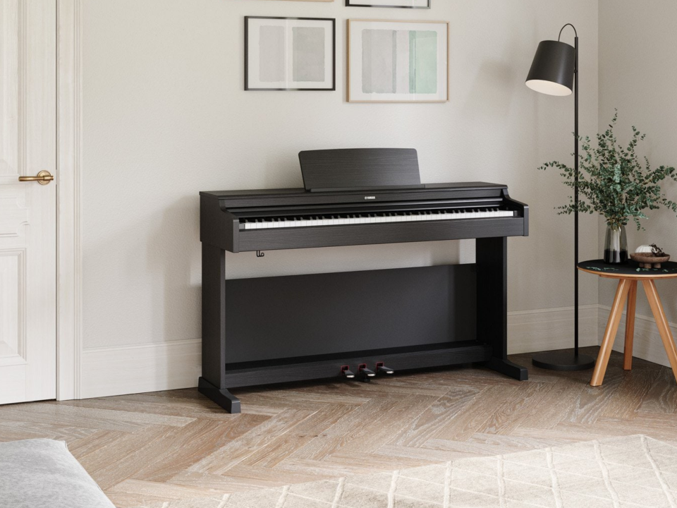 YAMAHA YDP-145 R