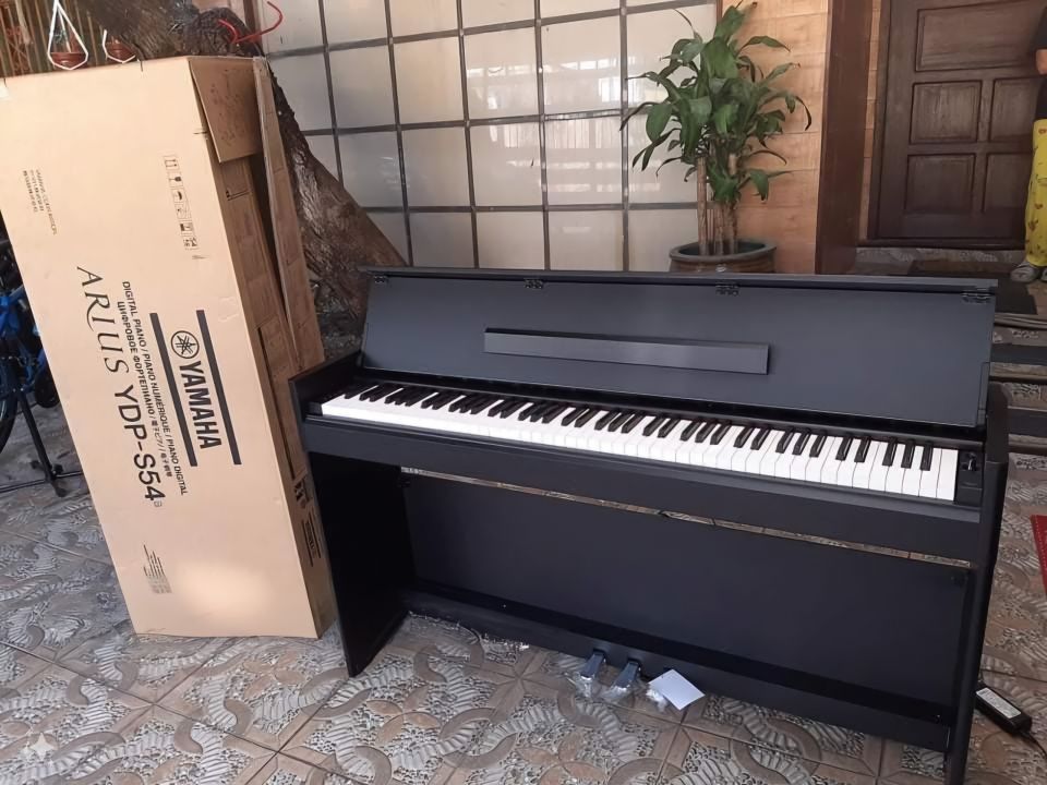 YAMAHA YDP-S54 B (USED)