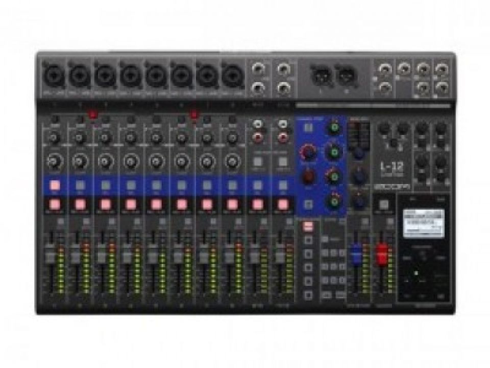 Zoom L-12